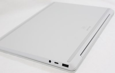 پشت دستگاه لپ تاپ Microsoft مدل Surface Go 1 نمایشگر 12 اینچی